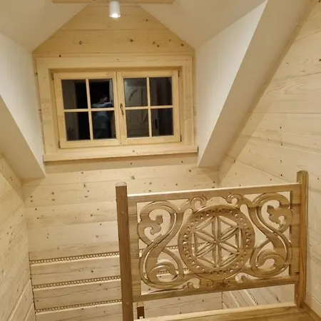Zloty Dom Villa Brenna