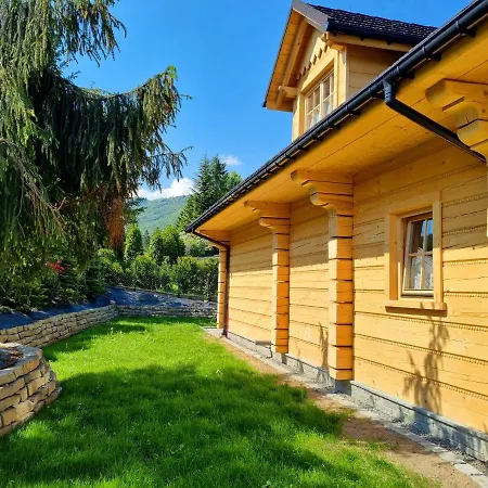Zloty Dom Villa